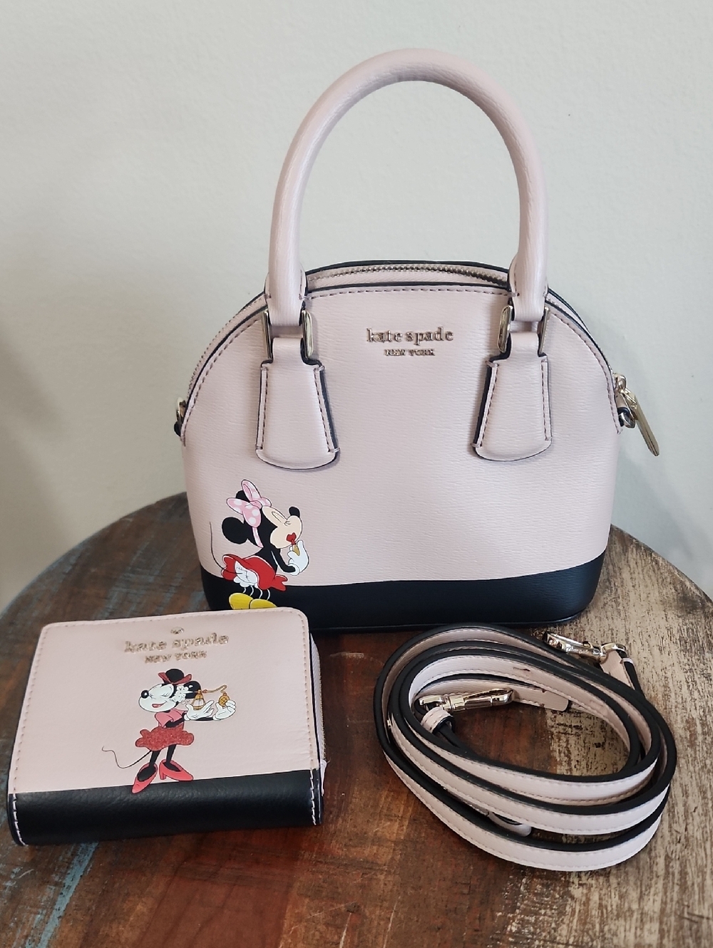 Kate Spade Disney Blush Pink Minnie Mouse Mini Dome Satchel Wallet Lipstick Kiss - Picture 12 of 15